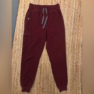 FIGS Burgundy Women's High Waisted Zamora Jogger Scrub Pants Sz S